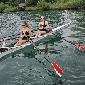 Anna and Issy